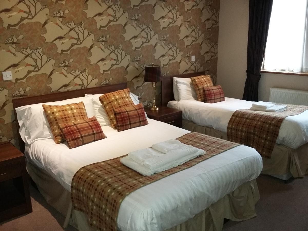 The Huntsman Inn Холмфирт Экстерьер фото