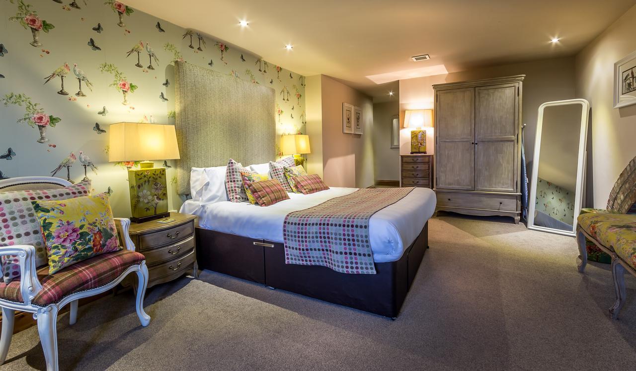 The Huntsman Inn Холмфирт Экстерьер фото